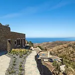 فندق Tinos Dove *