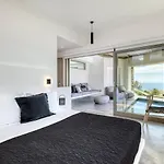 Tinos Dove Ξενοδοχείο Τριαντάρος