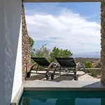 Tinos Dove * Τριαντάρος