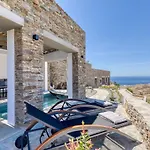 Tinos Dove * Triandáros