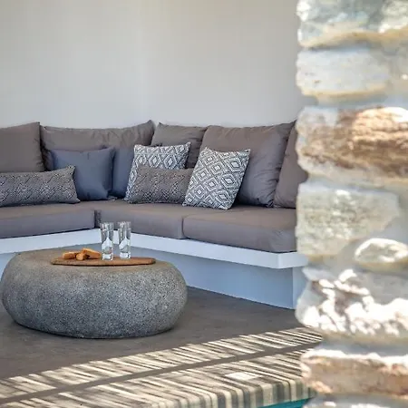 Tinos Dove * Triandáros