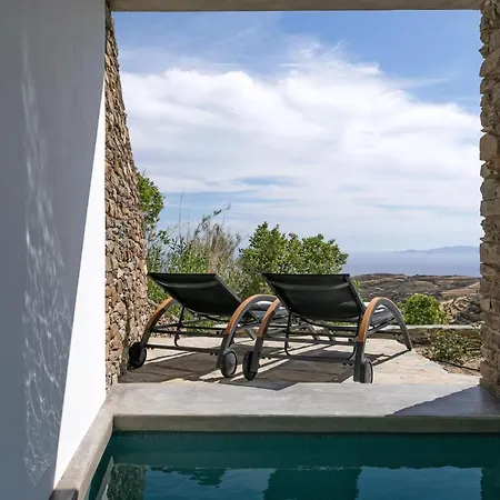 Tinos Dove * Triandáros