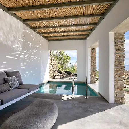 ホテル Tinos Dove