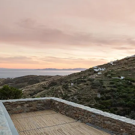 Tinos Dove Hotel *