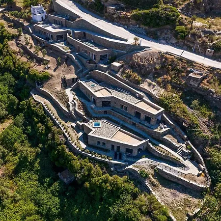 Tinos Dove