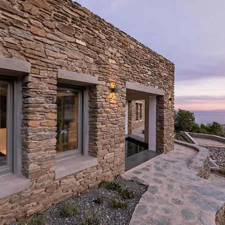 Tinos Dove * Triandáros