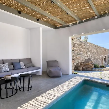 Tinos Dove *