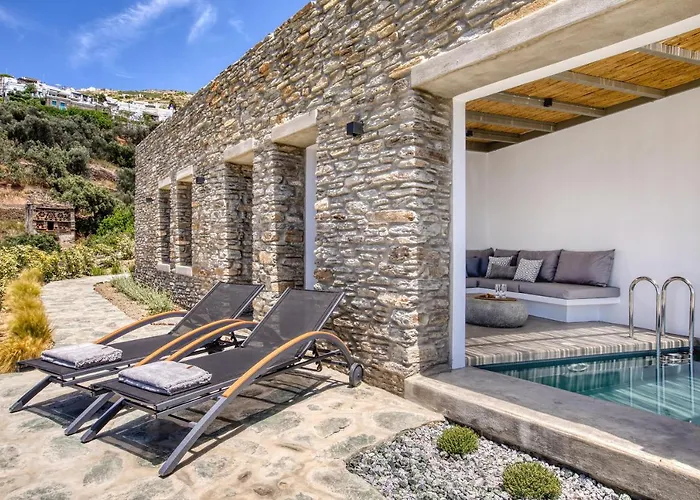 Tinos Dove Ξενοδοχείο *