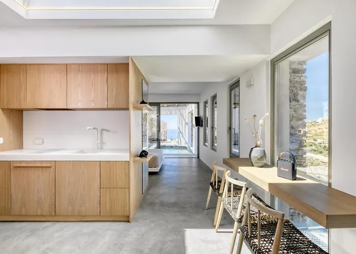 Ξενοδοχείο Tinos Dove *